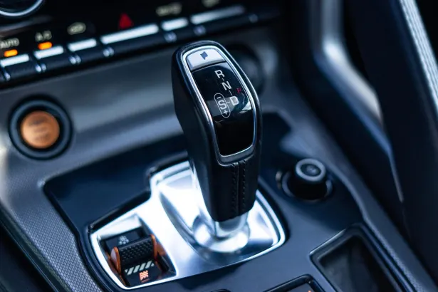 카지노 럭키 비티 안드로이드/iOS 앱